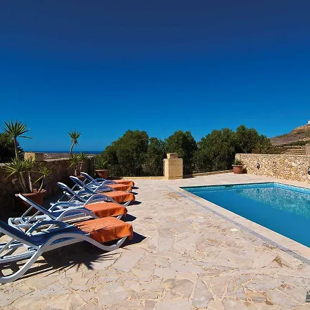 Ta Gananz Holiday Home Ghammar
